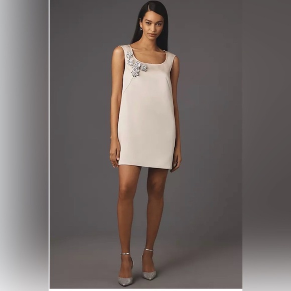 Anthropologie Dresses & Skirts - Anthropologie Mare Mare Sleeveless Scoop-Neck Shift Mini Dress